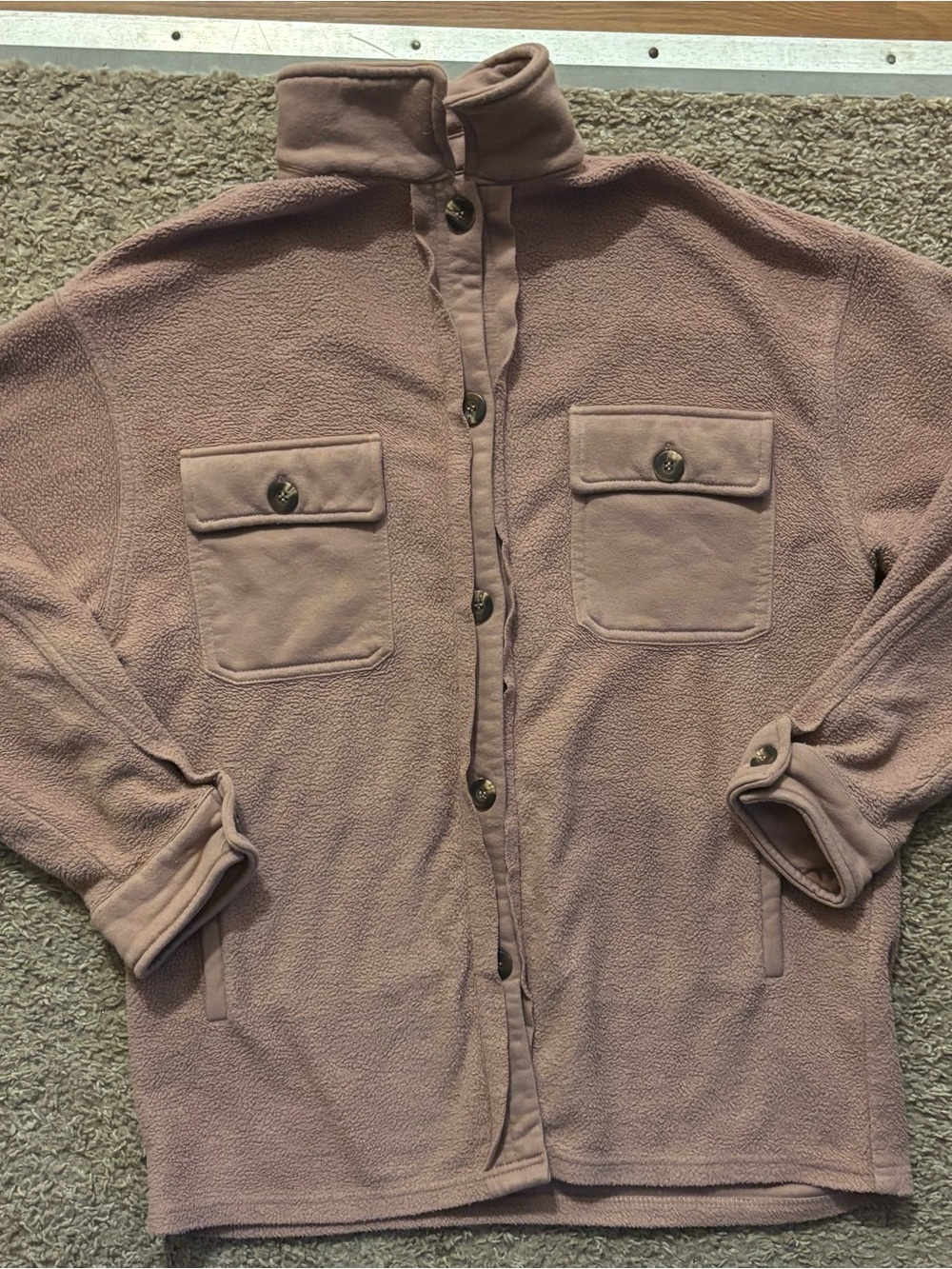 BKE Woman’s Md Button Up Mauve Fleece Top/Jacket Front Pockets Like New